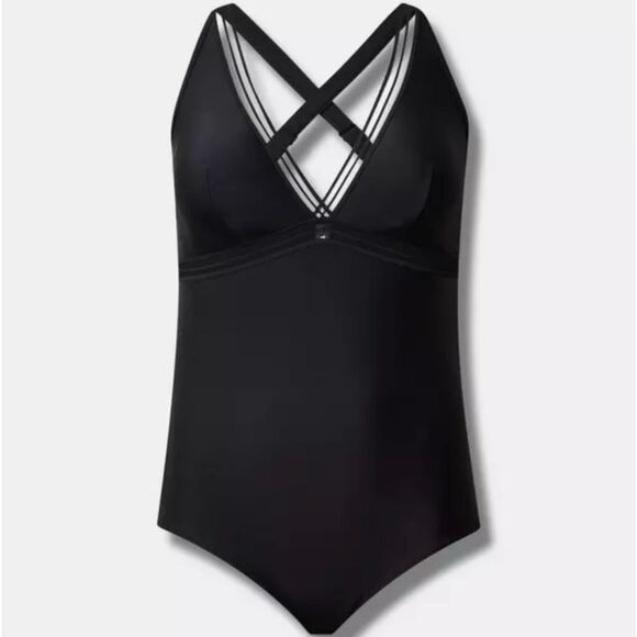 torrid Other - Torrid Black size 1 Wireless Elastic Inset One Piece Swimsuit NWOT